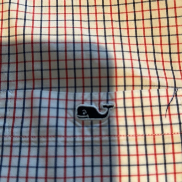 Vineyard vines shirt - Picture 3 of 3